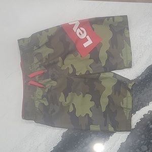 LEVIS camouflage big boys size 6-7
